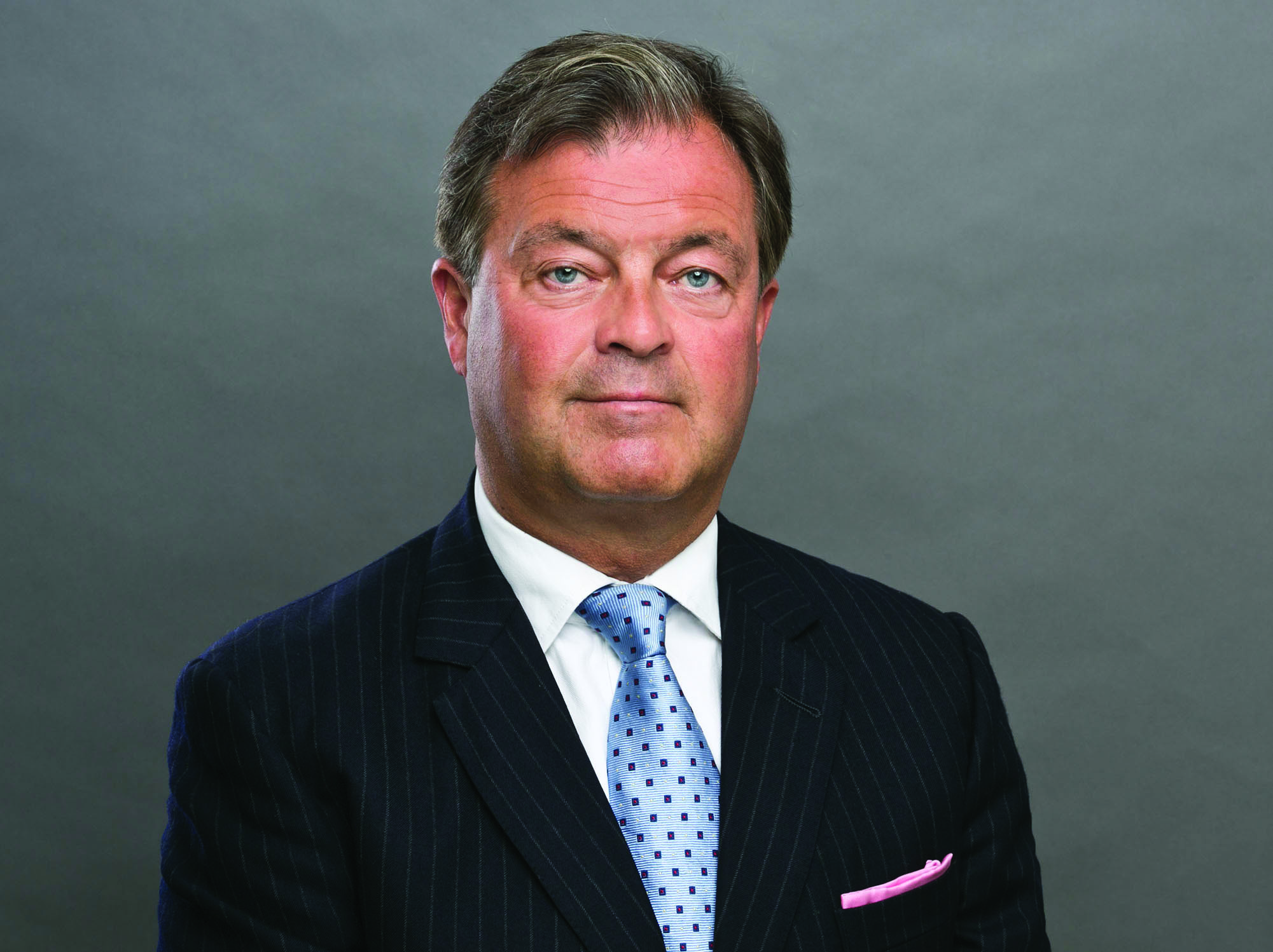 p51-qa-nigelbirrell_13038-632-www-burtonphoto-co-uk