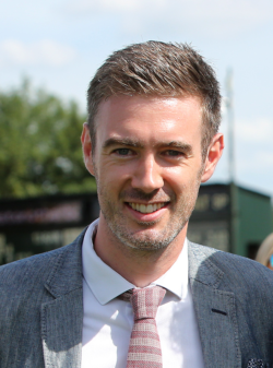 p18 Cover Feature Neil Banbury