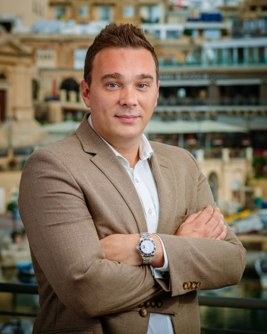 Simon Hammon, Relax Gaming